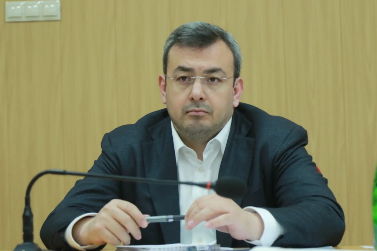 Заместитель Председателя Правительства РД Абдурахман Махмудов провел расширенное совещание по вопросу оказания социальной поддержки гражданам, пострадавшим от паводка